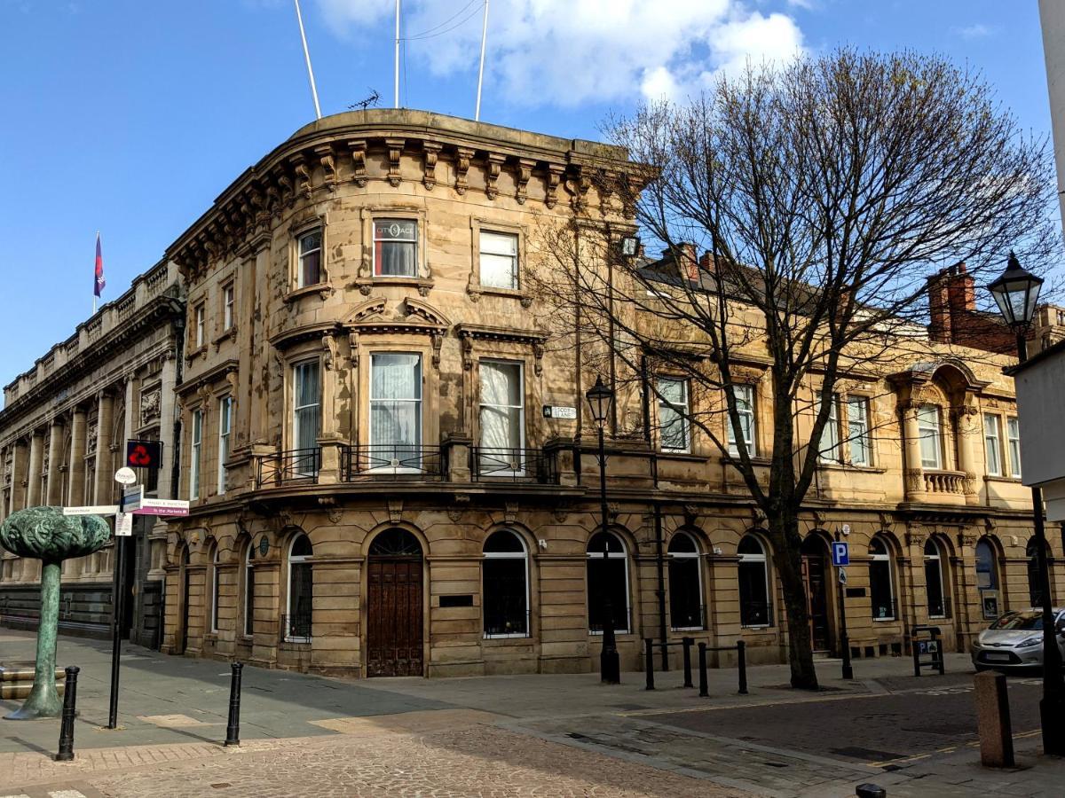 Mansion Court